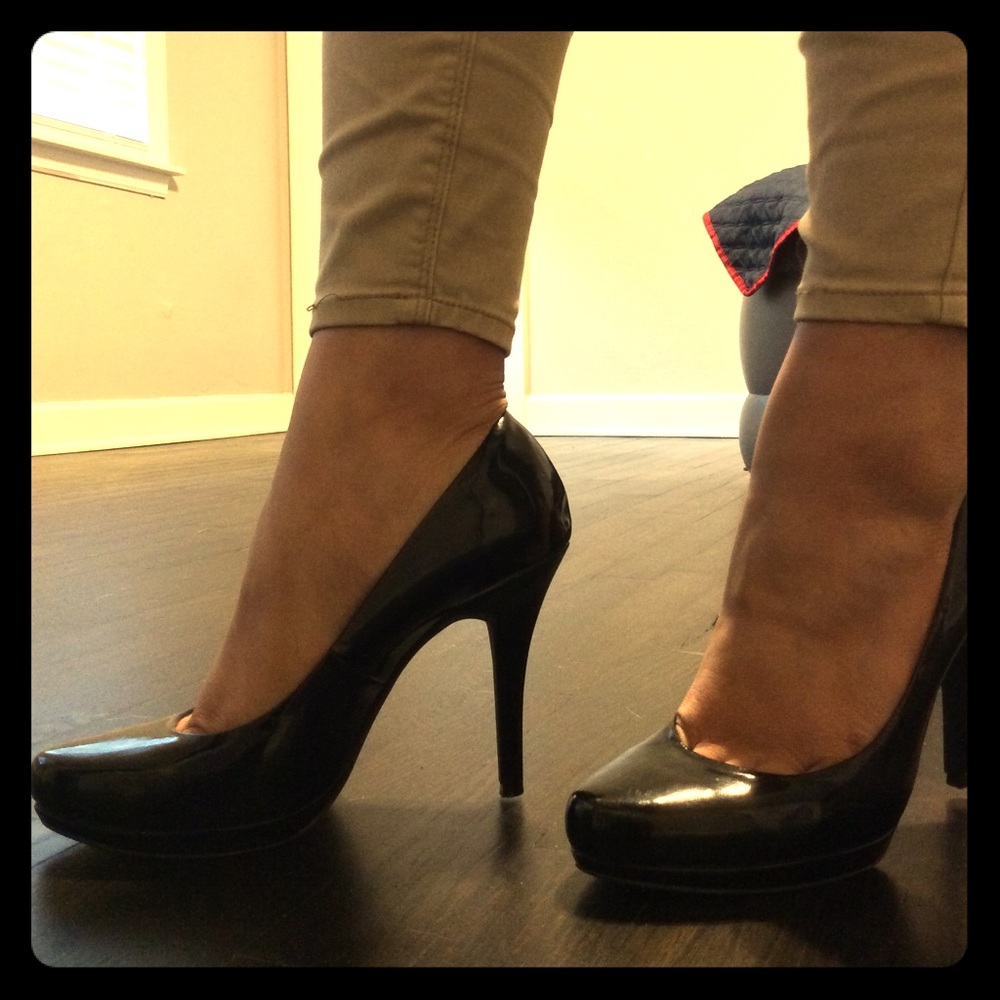 Black Pump Heels